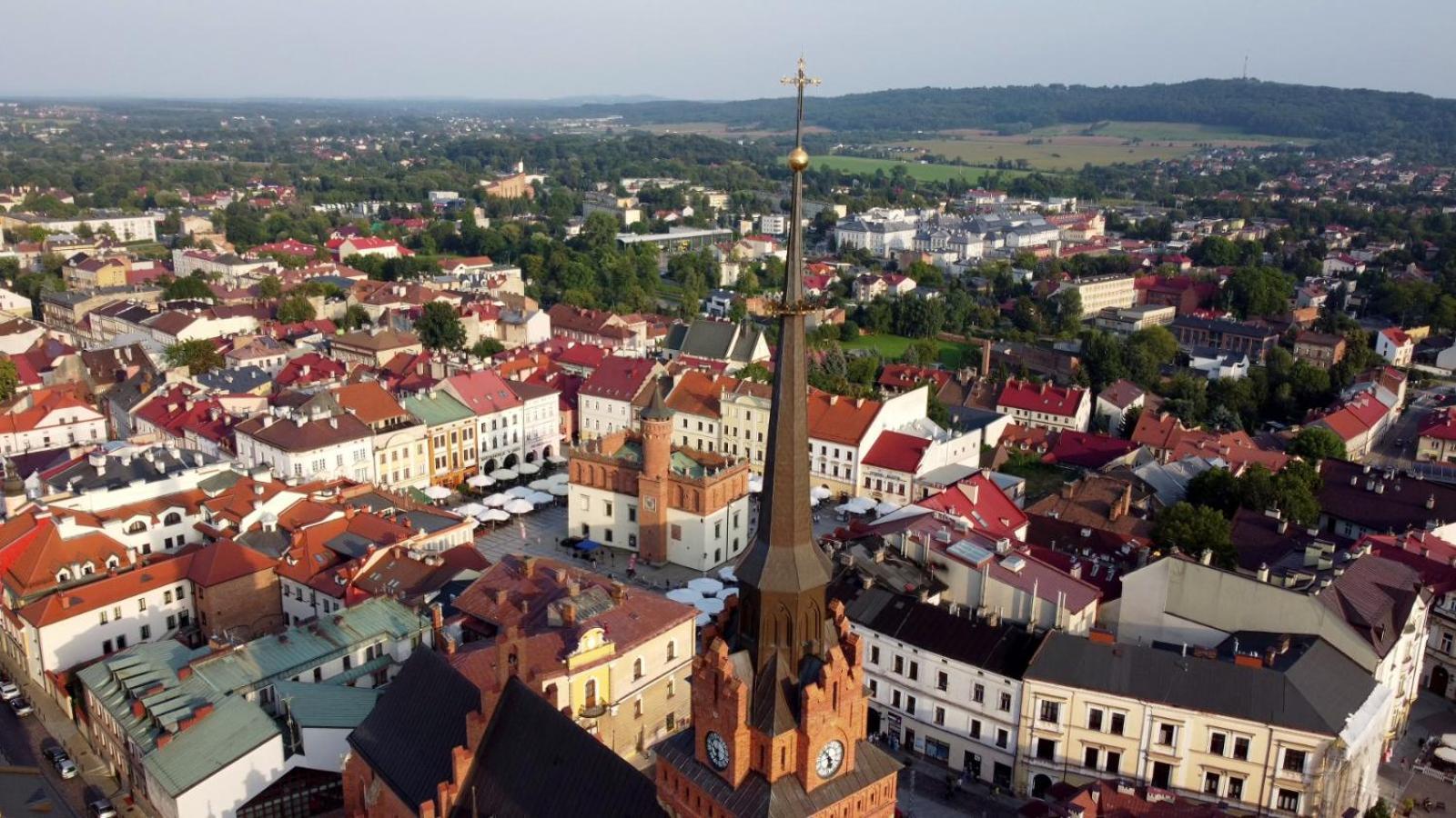 Euro Aparthotel Tarnów Eksteriør billede