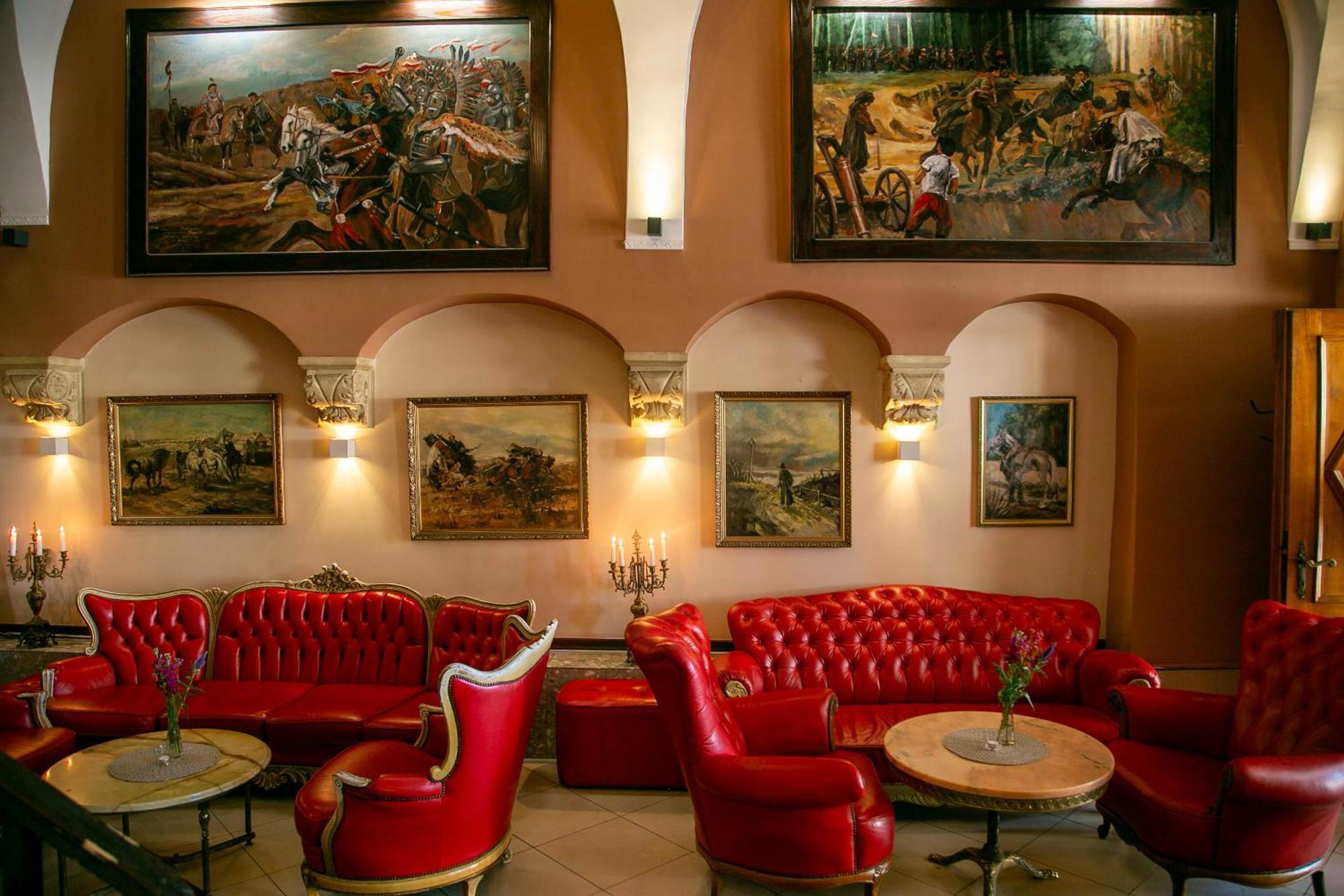 Euro Aparthotel Tarnów Eksteriør billede