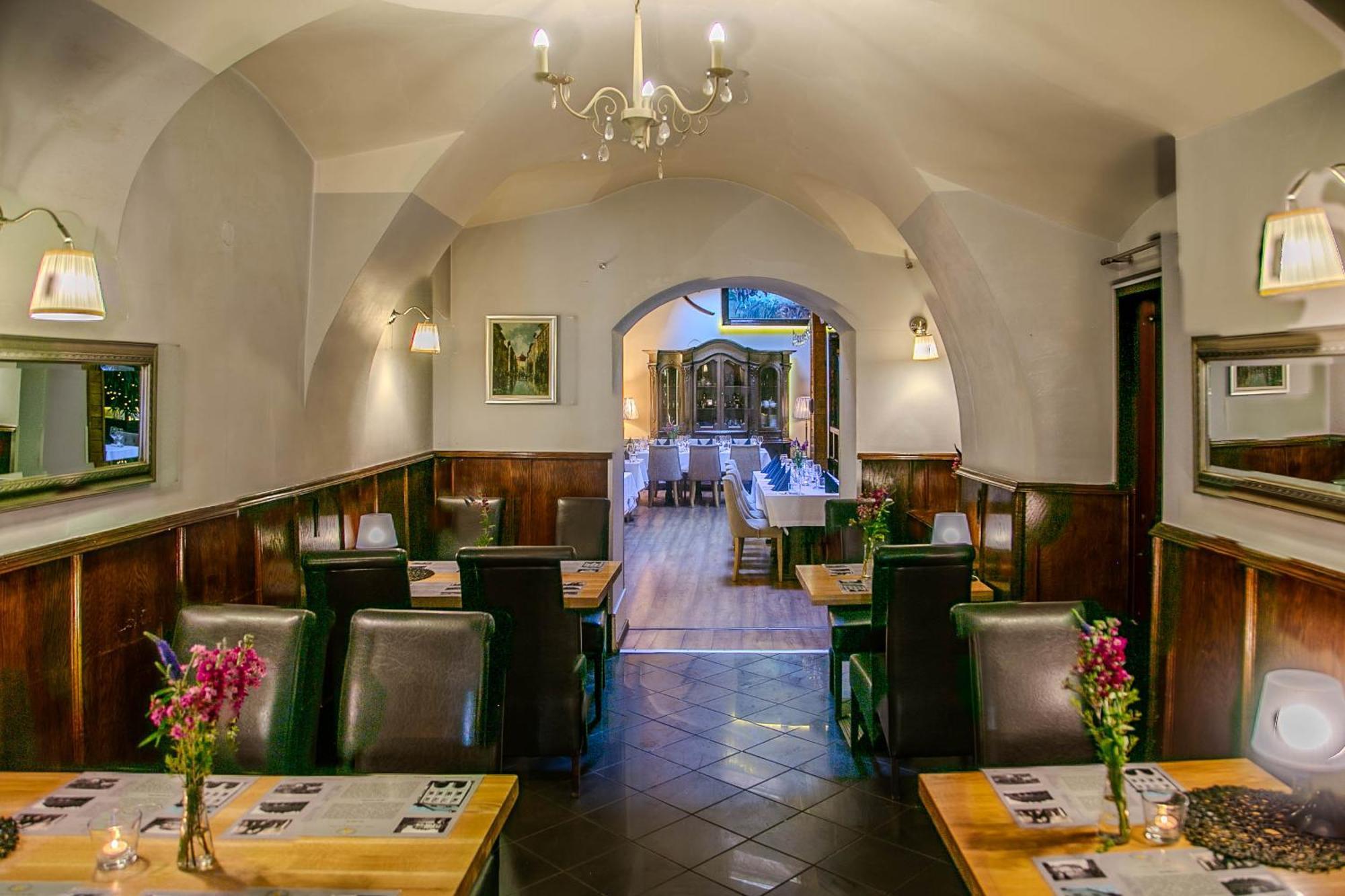 Euro Aparthotel Tarnów Eksteriør billede