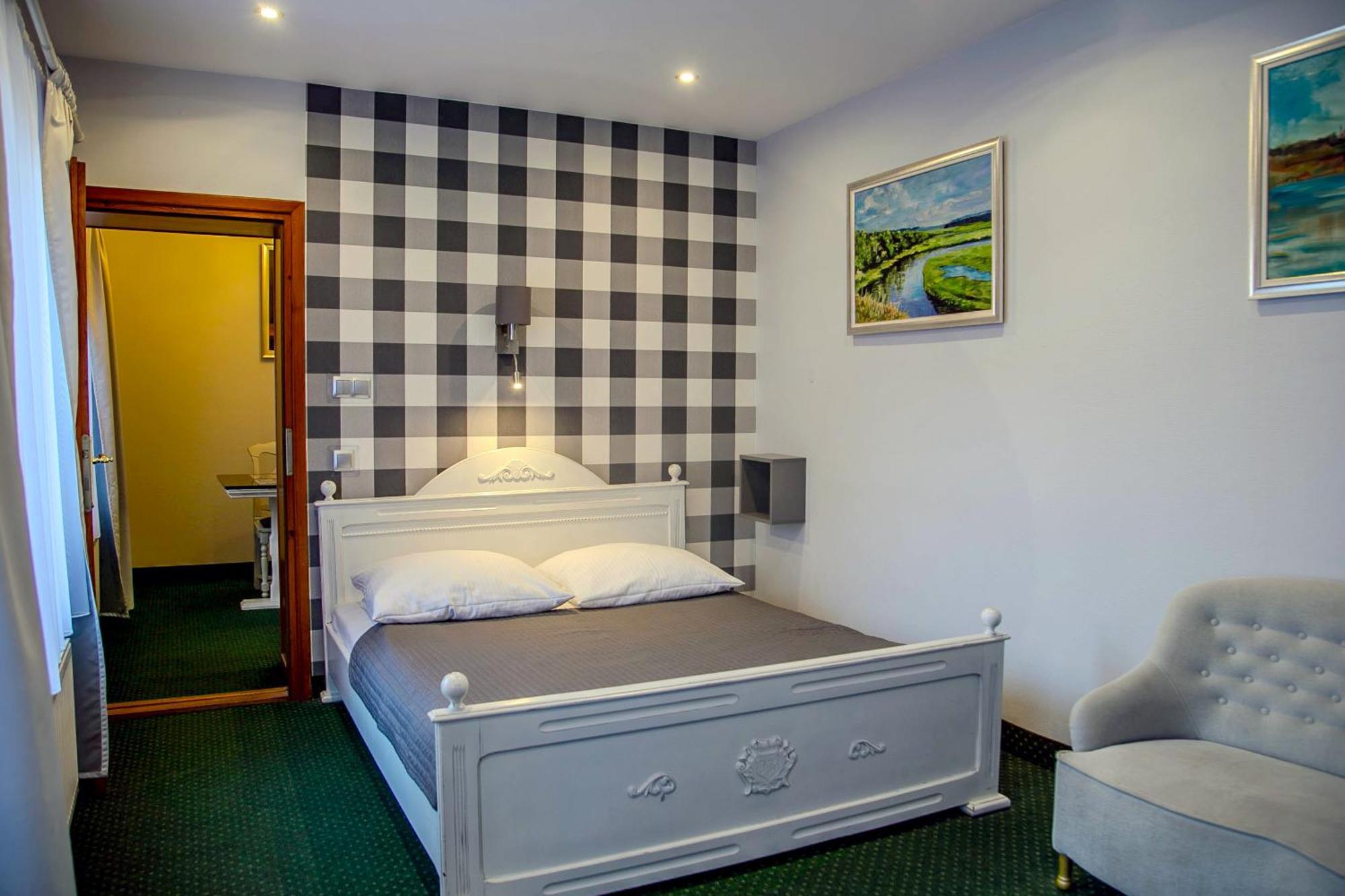 Euro Aparthotel Tarnów Værelse billede